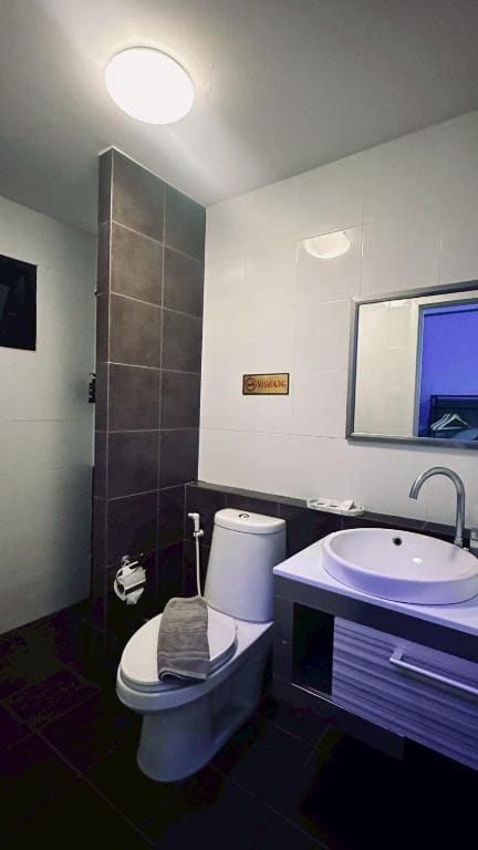 Deluxe Queen Room room - Image 3