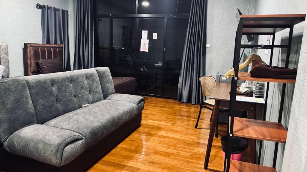 Standard Triple Room room - Image 1