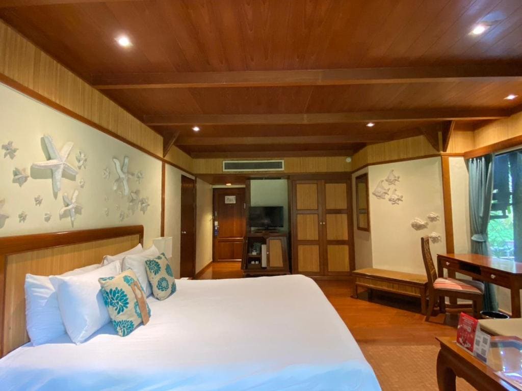 Superior Garden View Twin room - Image 1
