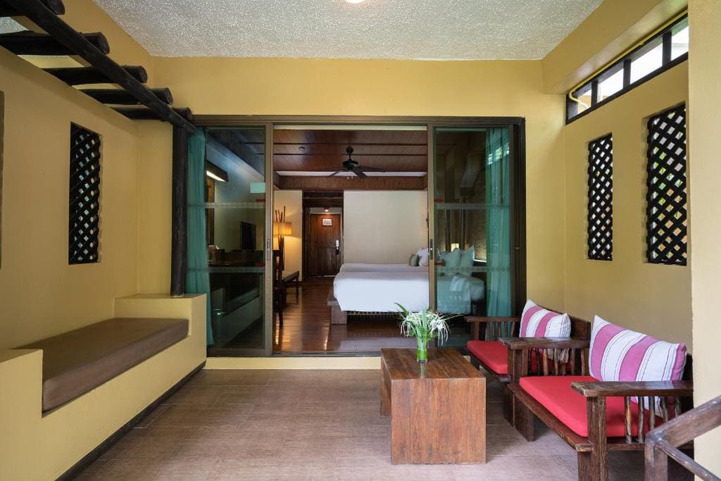 Superior Twin Room room - Image 2