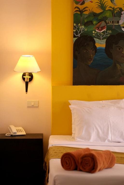 Deluxe Twin Room with Sea View room - Image 3