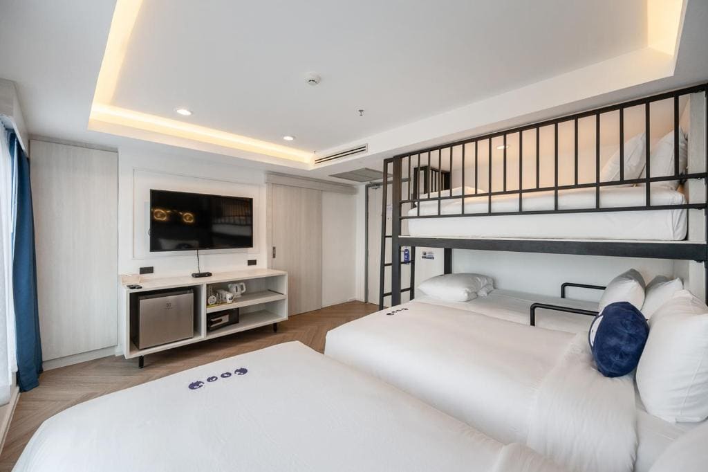 Quadruple Room room - Image 1