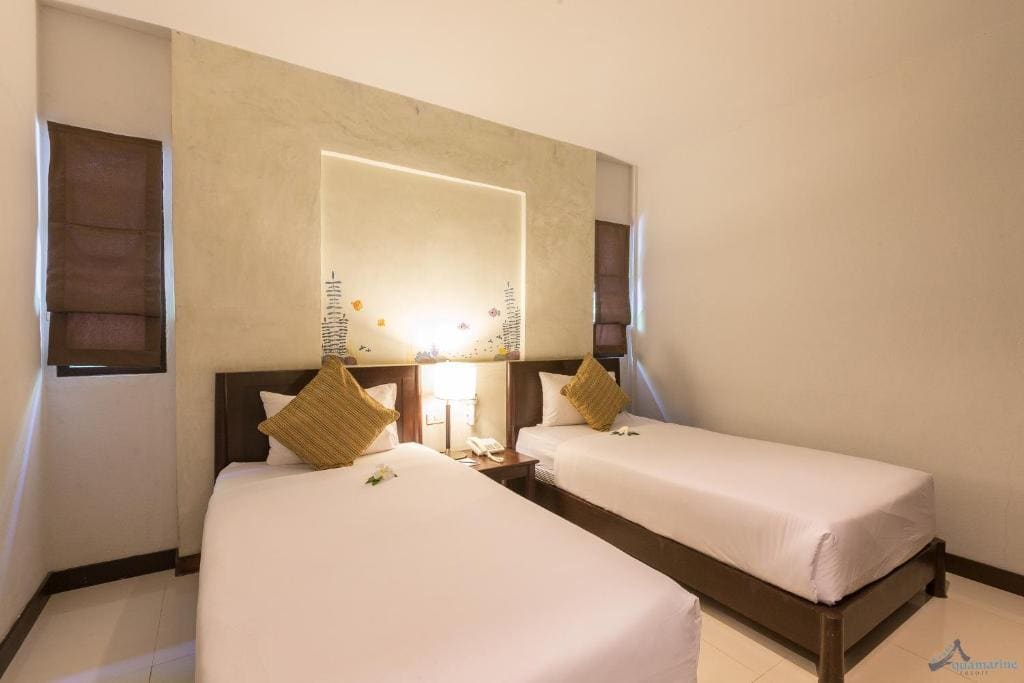 One-Bedroom Family Room room - Image 1