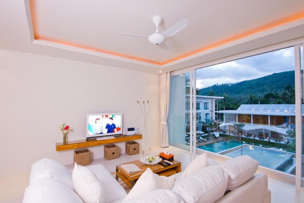 One Bedroom Suite with Garden View room - Image 1