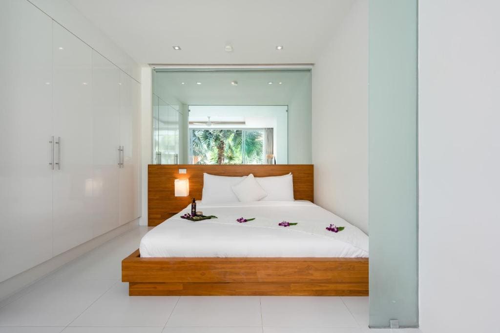 One Bedroom Suite room - Image 1