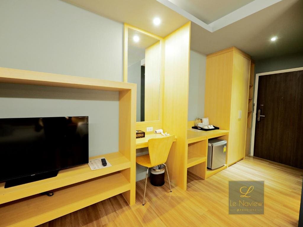 Superior Twin Room room - Image 2