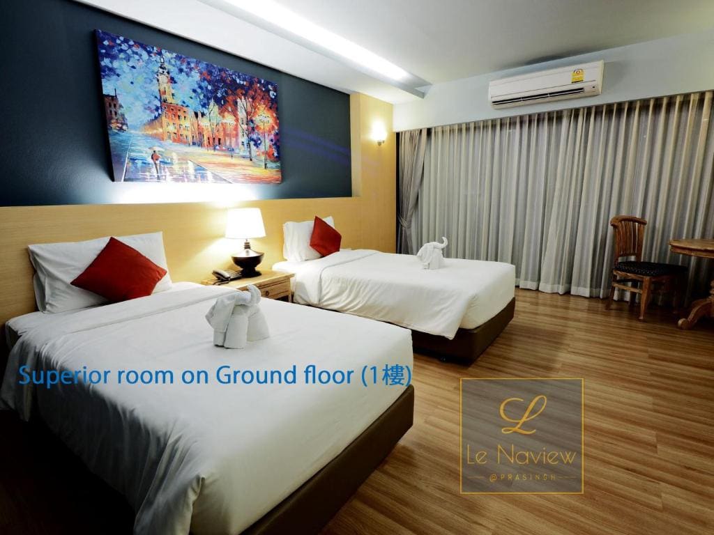 Superior Twin Room room - Image 3