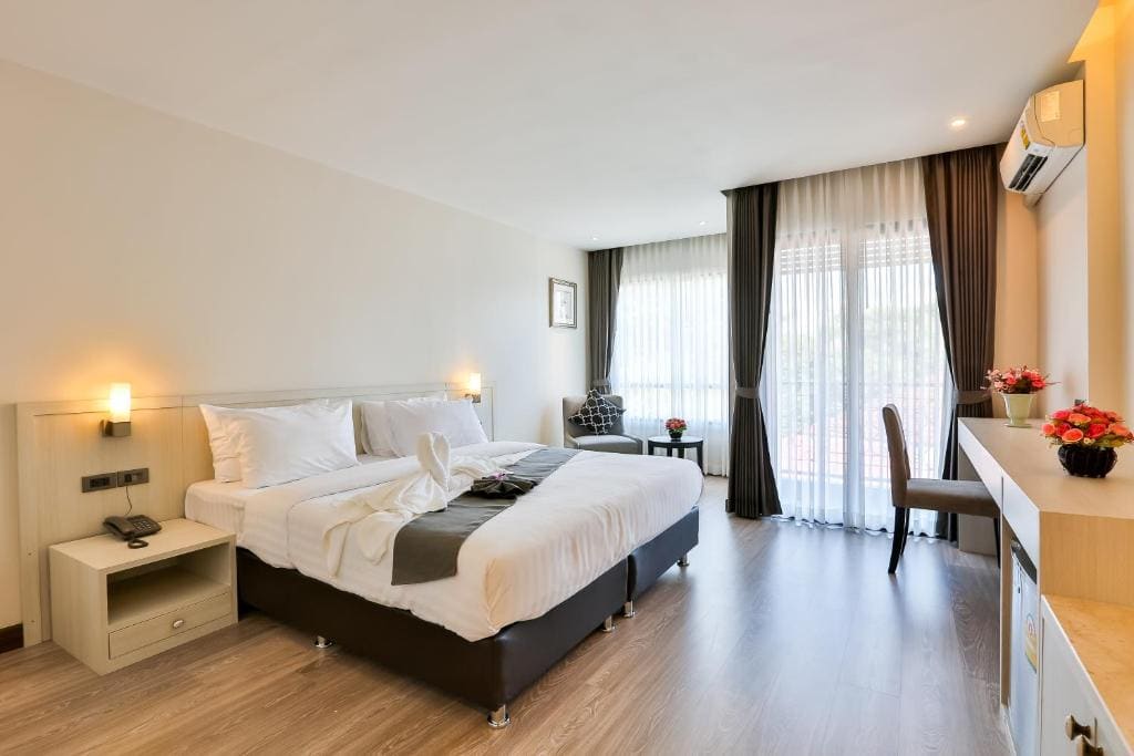 Superior Double Room room - Image 2