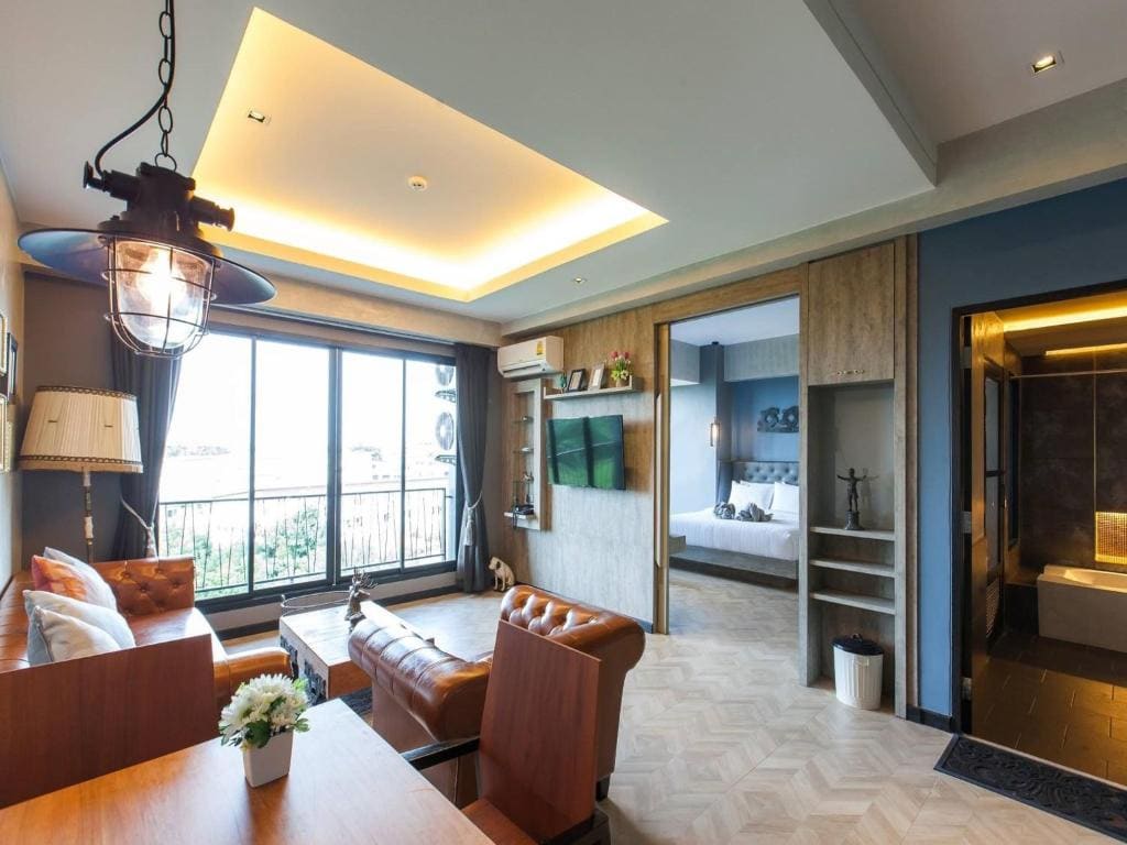 One-Bedroom Suite room - Image 3