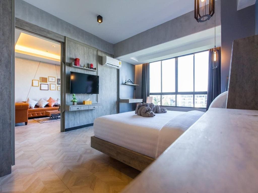 One-Bedroom Suite room - Image 1