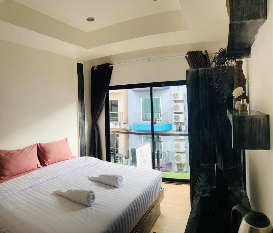 Standard Double Room room - Image 2