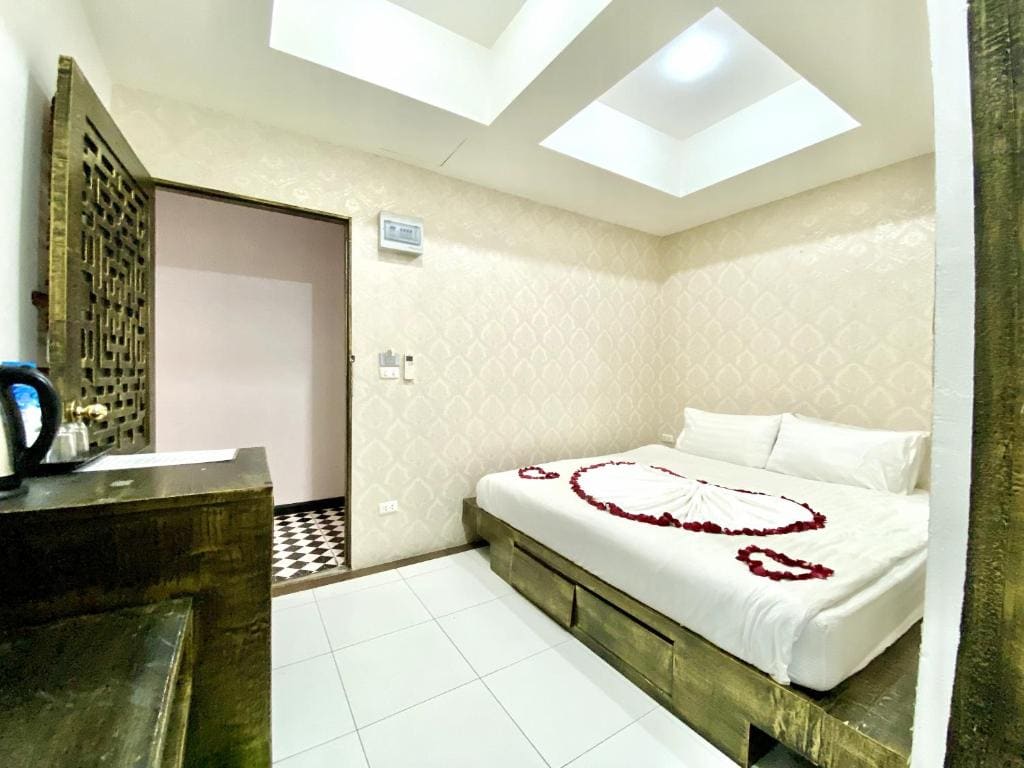 Standard Double Room room - Image 3
