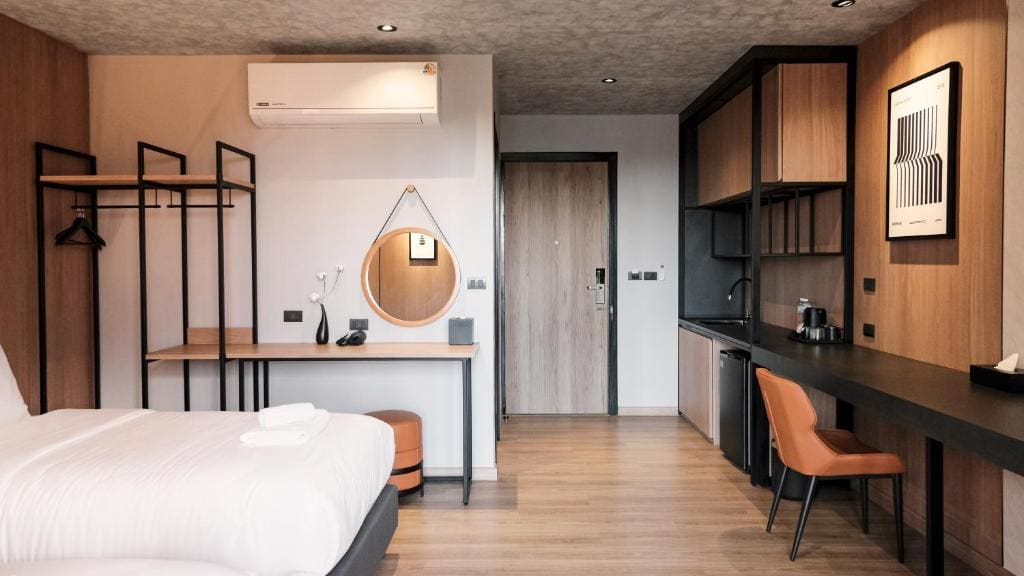 Deluxe Twin Room room - Image 3