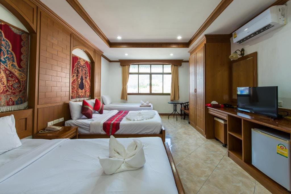 Family Connecting Room room - Image 2