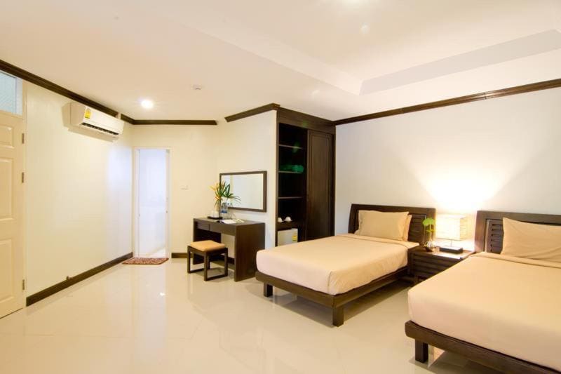 Superior Twin Room with Pool View room - Image 1