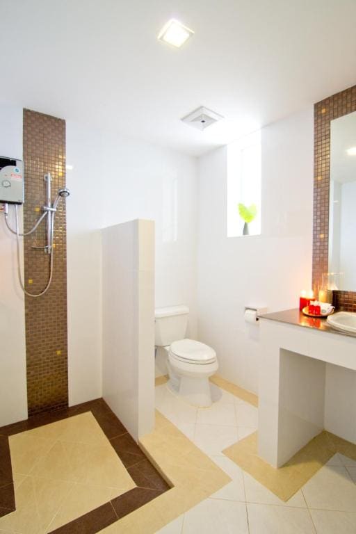 Deluxe Double Room with Sea View room - Image 2