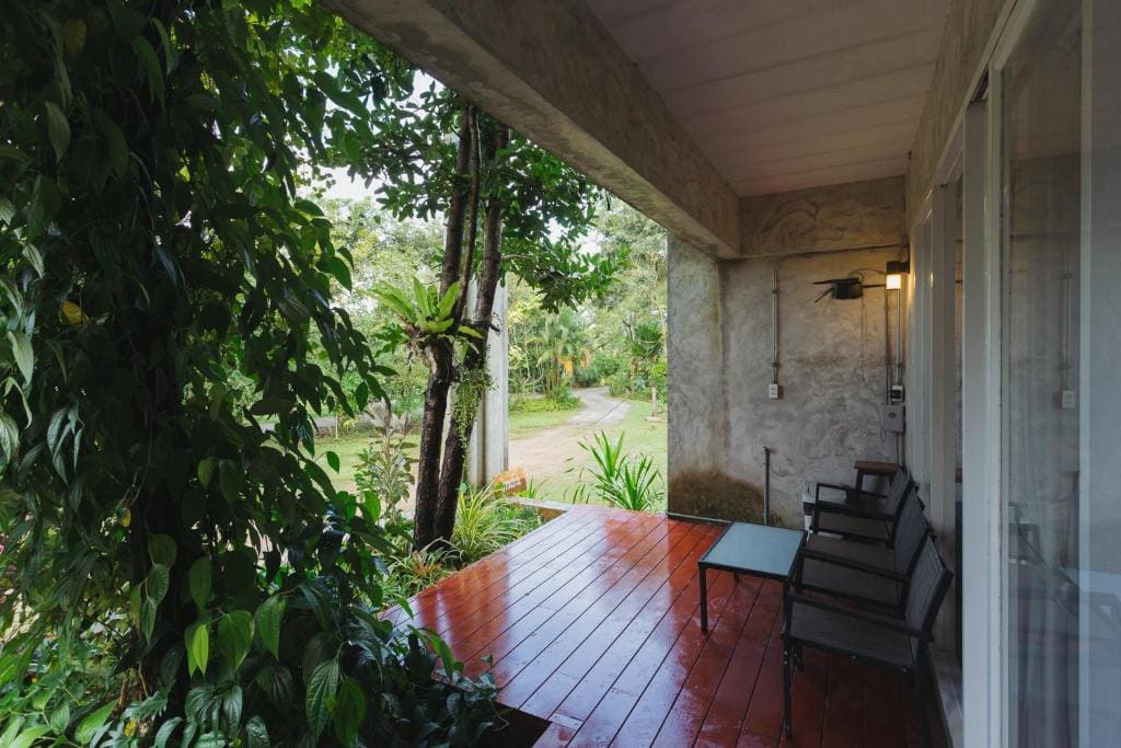 Twin Room with Balcony room - Image 1