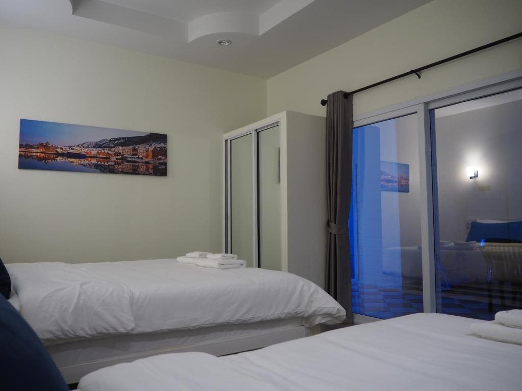 Superior King Room room - Image 2