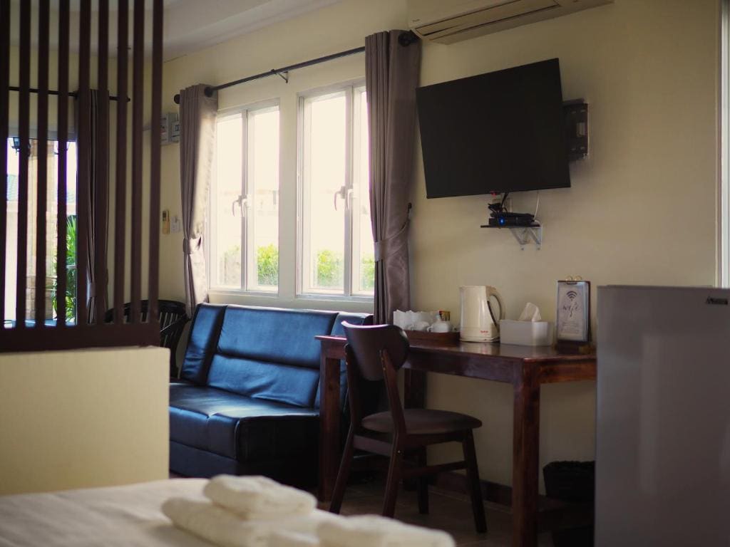 Family Room with Terrace room - Image 2