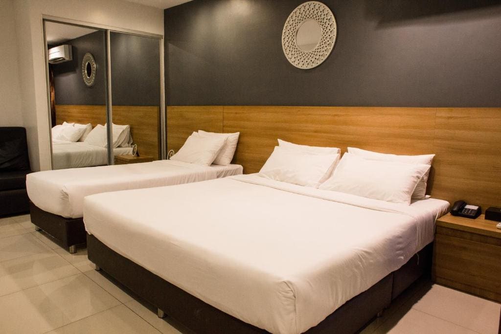 Deluxe Double Room room - Image 2