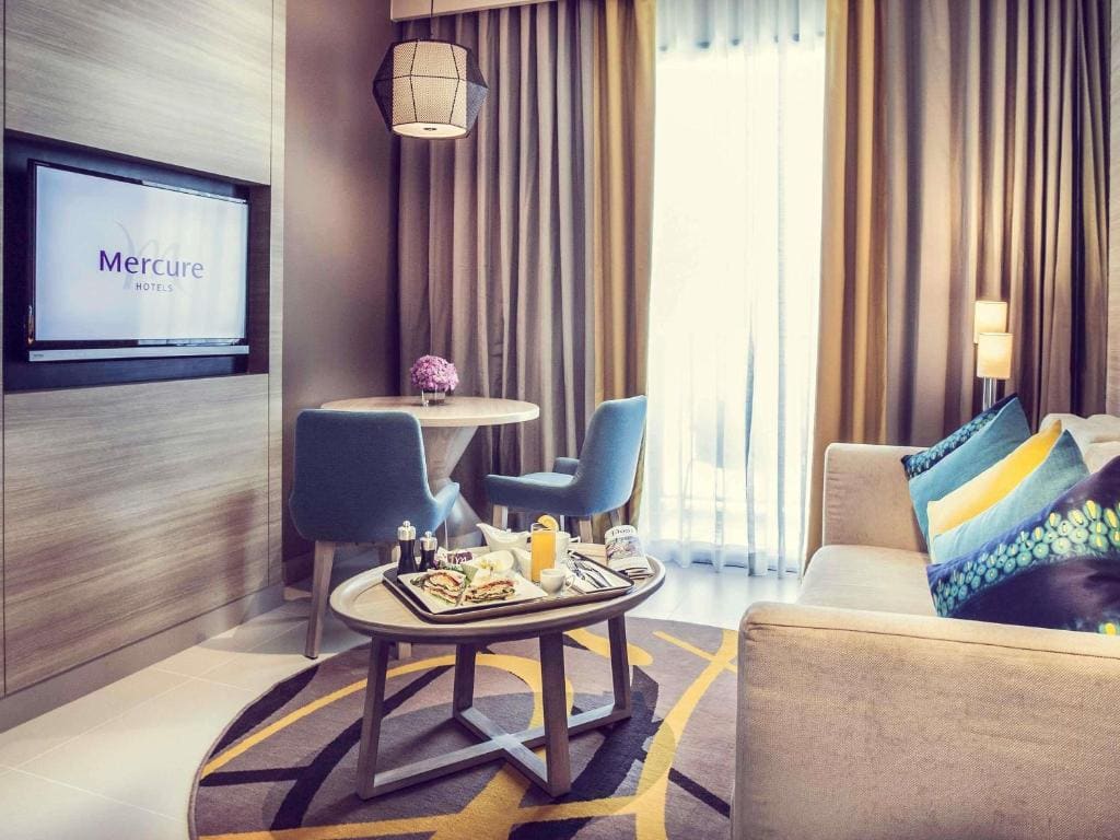 Executive Family Room room - Image 3