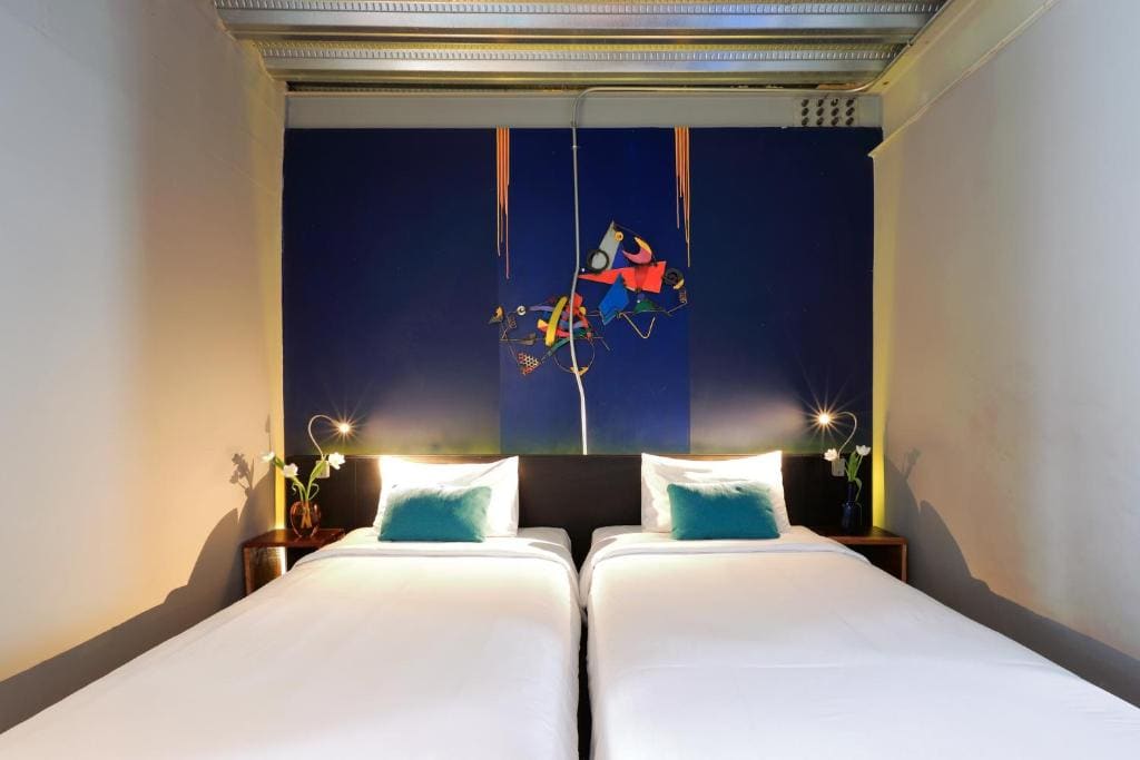 Standard Twin Room room - Image 3