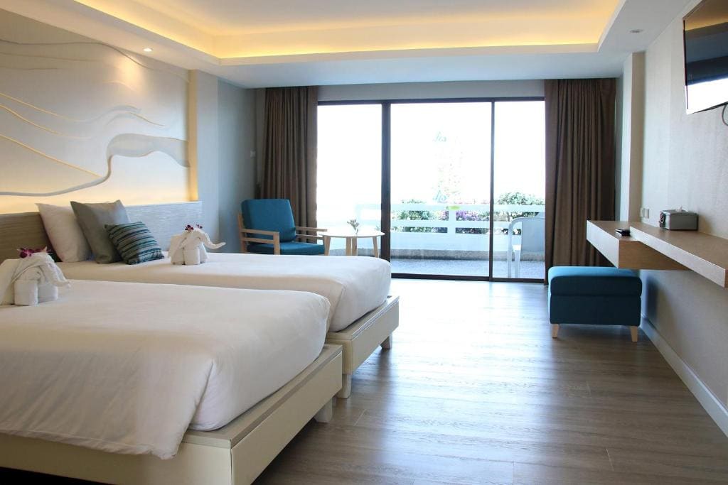 Superior Double or Twin Room room - Image 3
