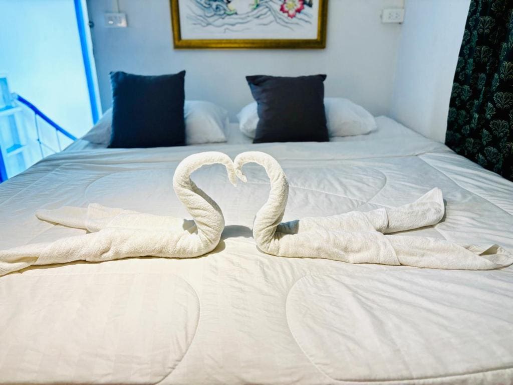 Economy Double Room room - Image 3