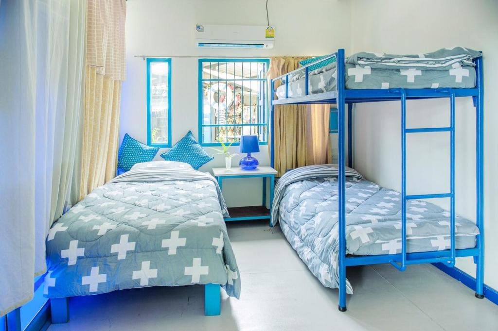 Triple Room with View room - Image 3