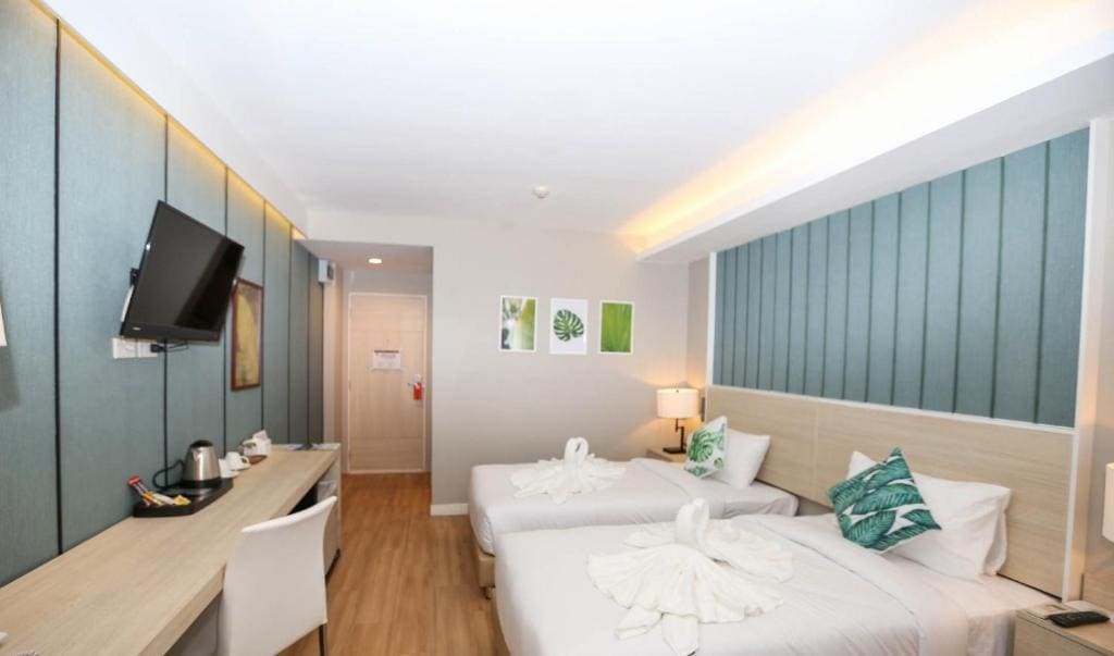 Standard Double or Twin Room with Balcony room - Image 2