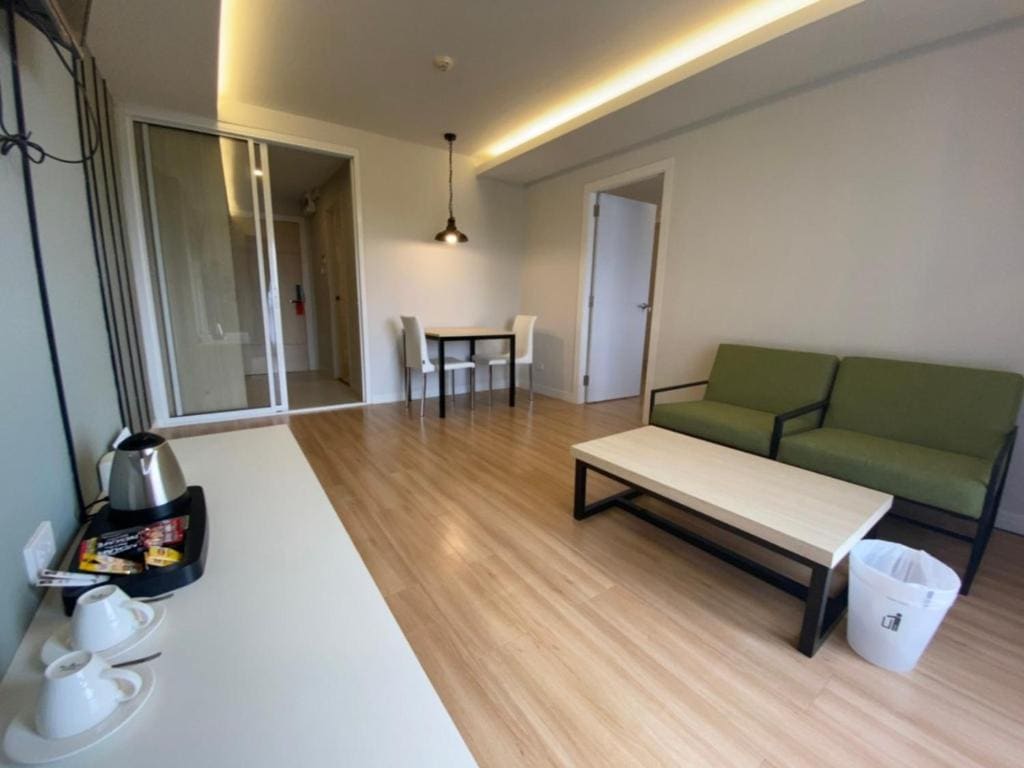 Suite room - Image 3