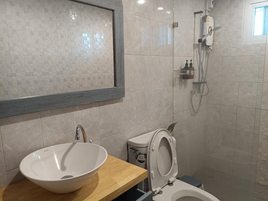 Standard Family Room room - Image 1