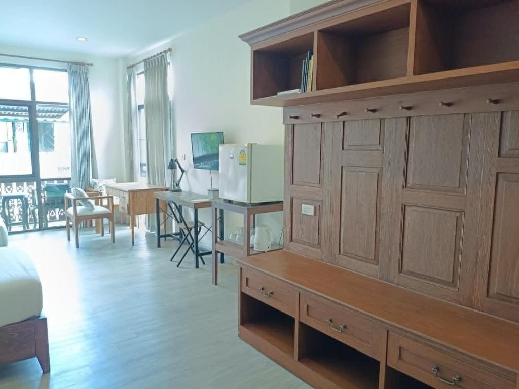 Deluxe Family Room room - Image 3