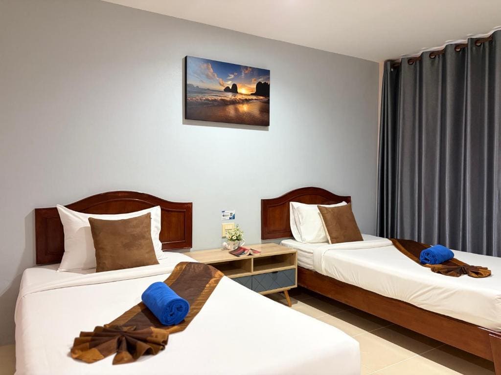 Standard Twin Room room - Image 3