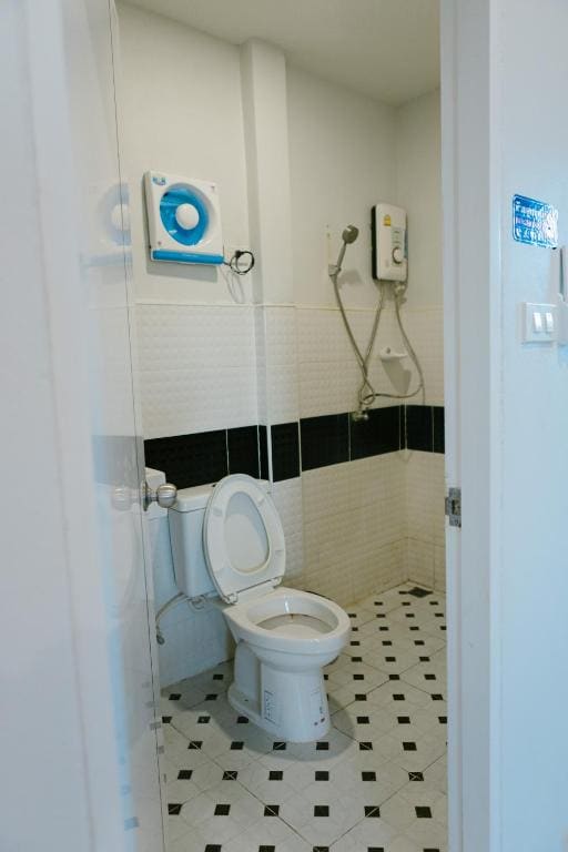 Superior Triple Room room - Image 3