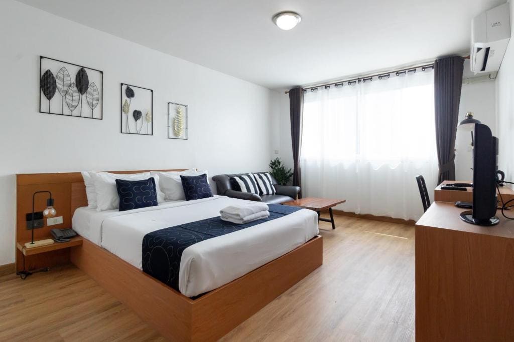 Suite room - Image 1