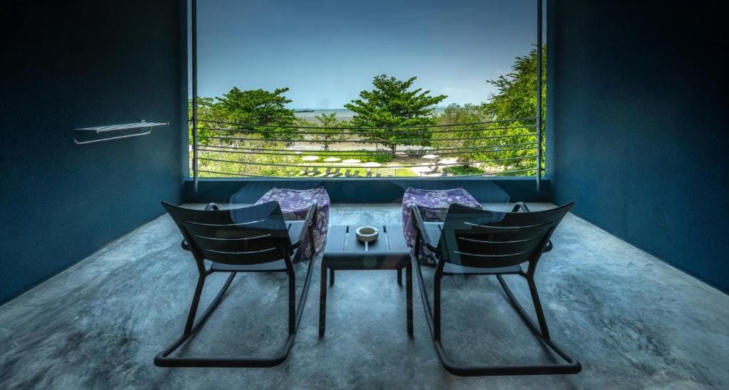 Deluxe Sea View room - Image 3