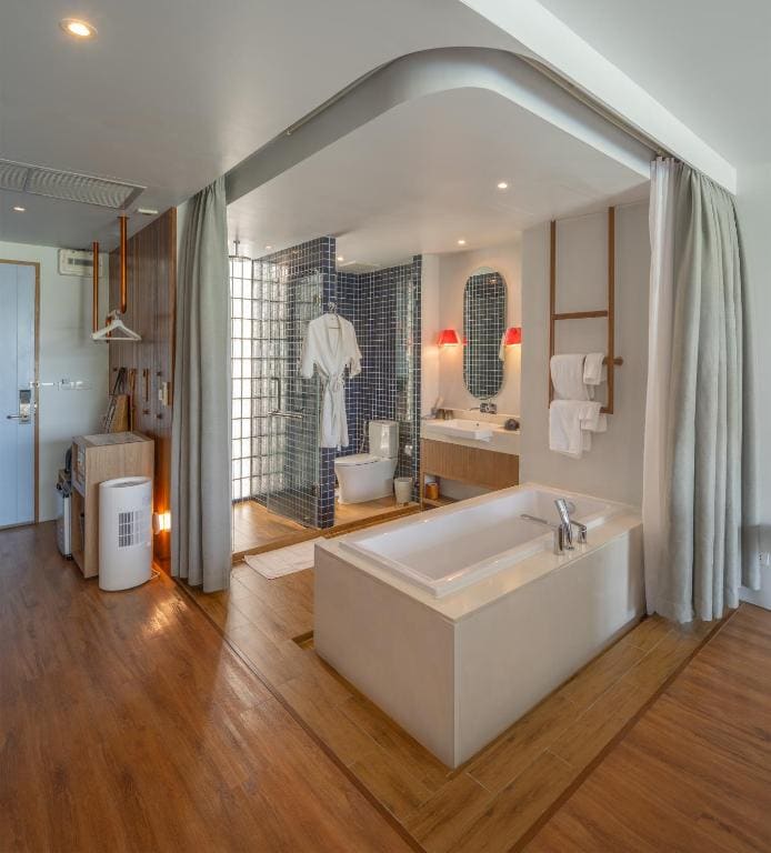 Deluxe Sea View room - Image 2