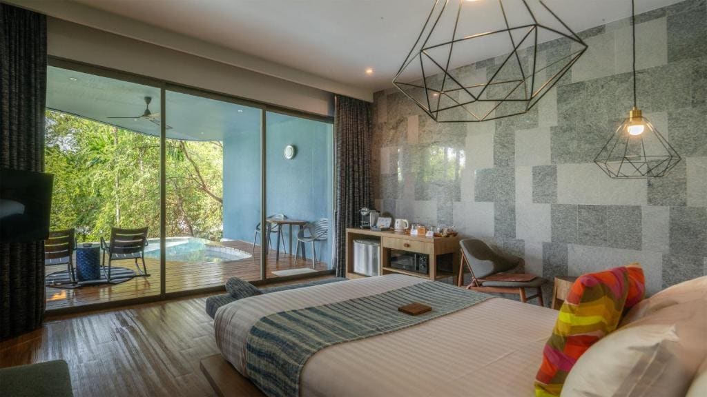 Sky Pool Villa room - Image 3