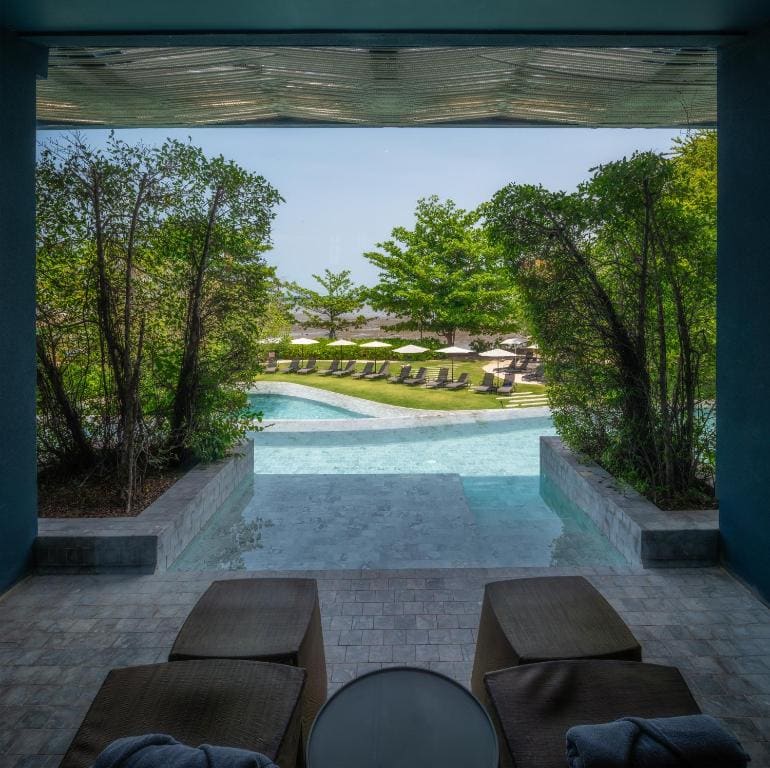 Deluxe Pool Access Sea View room - Image 1
