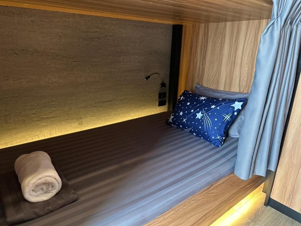 4-Bed Mixed Dormitory Room room - Image 2