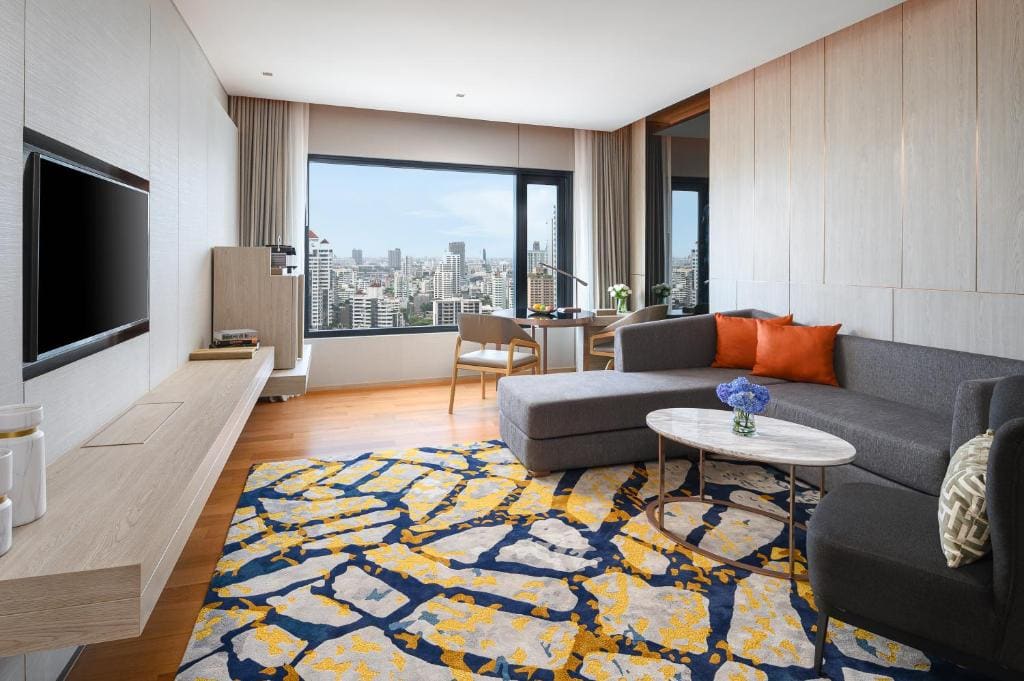 Nikko Executive Suite room - Image 1