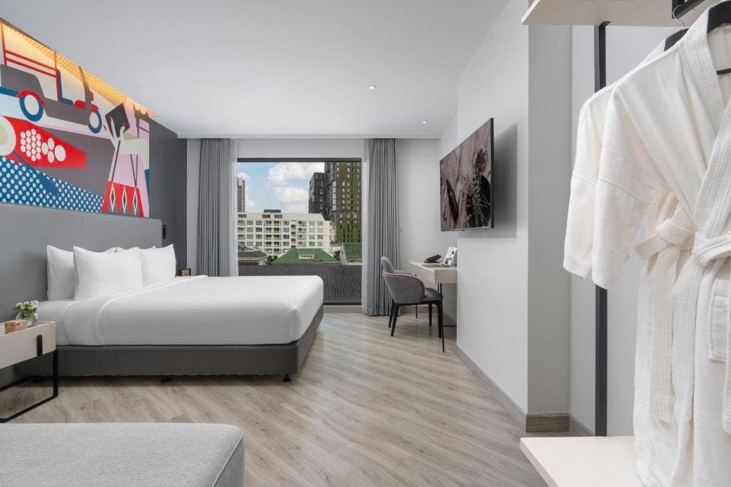 Studio Deluxe Room room - Image 2