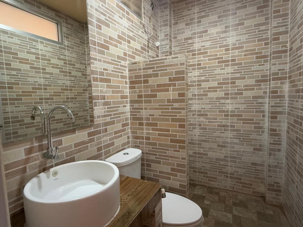 Budget Twin Room room - Image 3