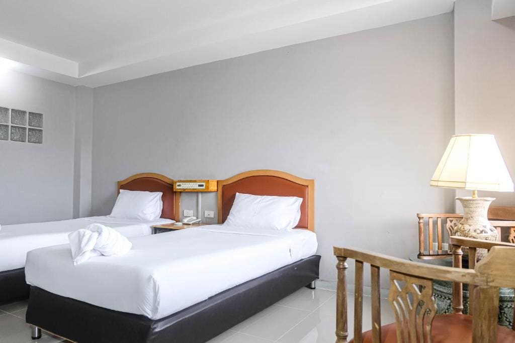 Superior Twin Room room - Image 1
