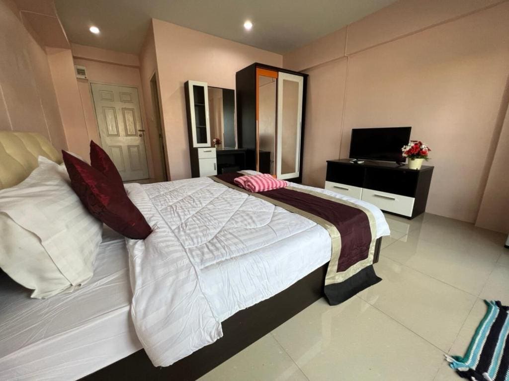 Deluxe Double Room room - Image 3