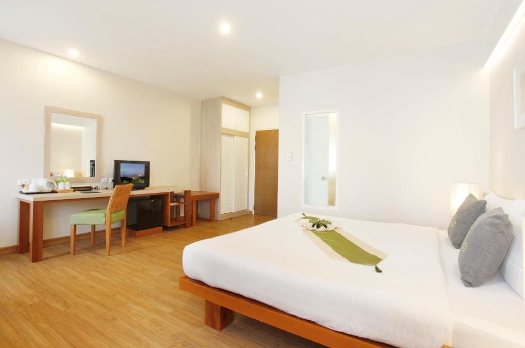 Grand Superior Double or Twin Room room - Image 1