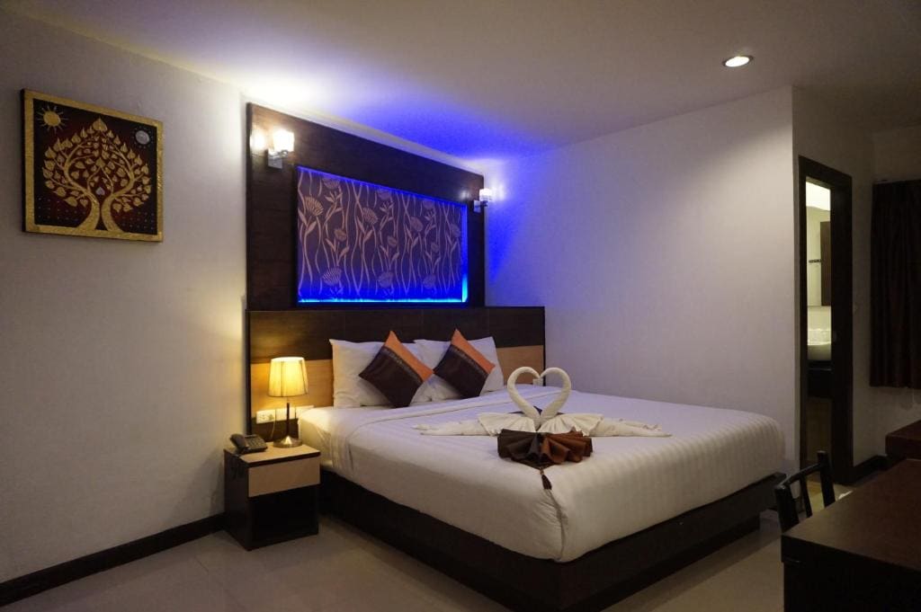 Deluxe Double Room room - Image 2