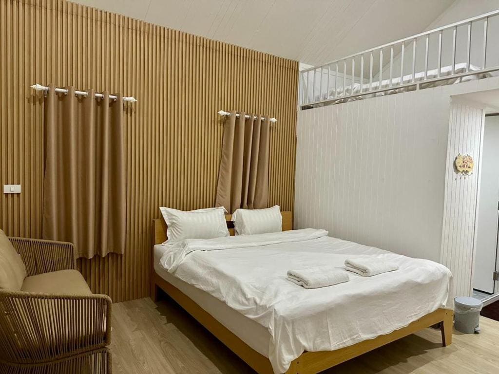 Superior Bungalow room - Image 1
