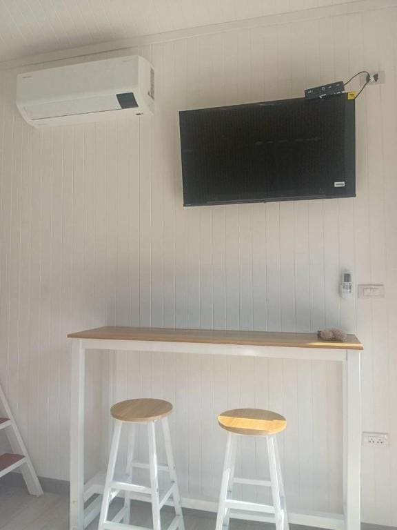 Superior Bungalow room - Image 2